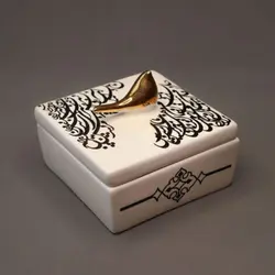 شکلات خوری سرامیکی مربع کوچک (نوشته طلایی_مشکی)