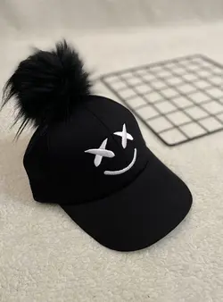 بیسبالی گلدوزی مشکی تکپوم