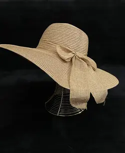 کلاه حصیری لبه پهن