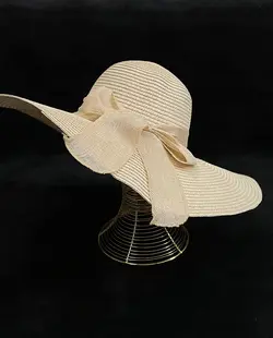 کلاه حصیری لبه پهن