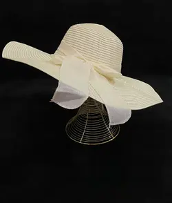 کلاه حصیری لبه پهن