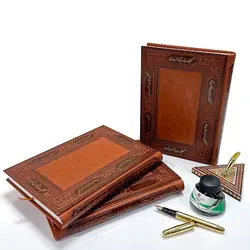 سالنامه وزیری جلد چرم با اشعار حافظ 1402 – کد 1033-AR130