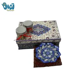 پک هدیه ترنج کوسن ترمه بشقاب میناکاری و بانکه آجیل و میوه خشک با جعبه هارد باکس