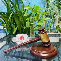 چکش عدالت دکوری