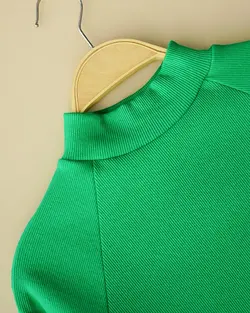 بلوز کبریتی ساده هلسا کد 9916