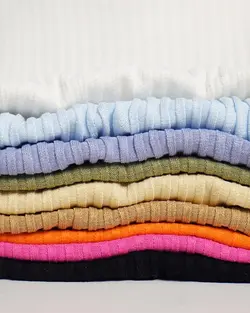 تاپ یقه اسکی کهربا کد 9937