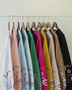 بلوز گلدوزی اطلس کد 1237