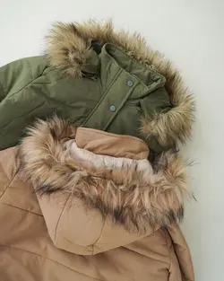 کاپشن کلاه دار خز آرنا کد 1241