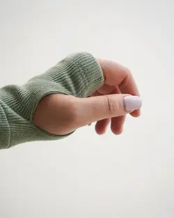 بلوز کراپ زیپ دار رامک کد 1990