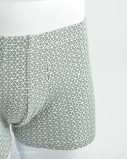شورت سبز و سفید طرح‌دار H&M