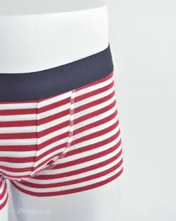 شورت قرمز و سفید خط‌دار کمرکشی H&M