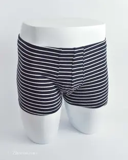 شورت سورمه‌ای خط دار سفید H&M