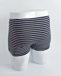 شورت سورمه‌ای خط دار سفید H&M