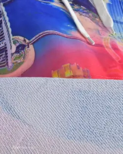 هودی طرح‌دار چندرنگ