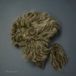 کلاه خز منگوله دار
