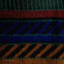 بافت طرحدار چند رنگ