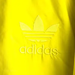 کاپشن Adidas