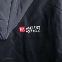 کاپشن Abnormal thing