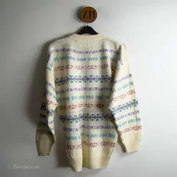 بافت طرحدار چند رنگ