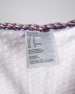 شورت قرمز طرح هندسی H&M