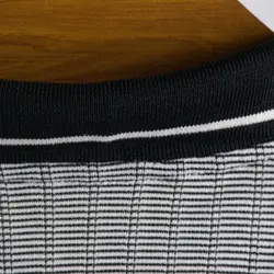 پولوشرت سفید راه راه