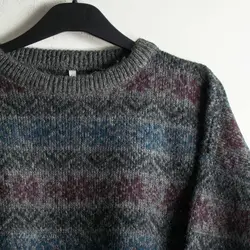 بافت طرحدار خاکستری