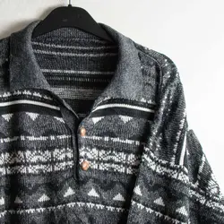 بافت طرحدار سه دکمه