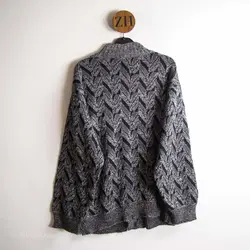 بافت طرحدار دکمه دار