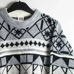 بافت طرحدار سفید