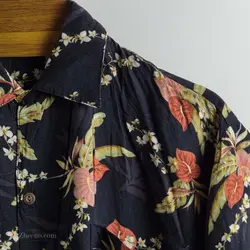 پیراهن هاوایی گلدار قرمز