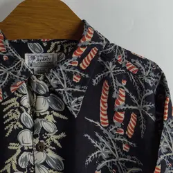 پیراهن هاوایی   Avanti