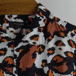 پیراهن هاوایی Religion