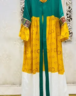 پایین زارا وسط هویه آستین نوار هندی