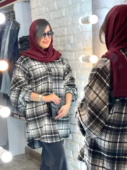 پالتو چهارخانه رنگی‌  ‌(2004)