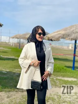 مانتو ژاکارد مزونی عیدانه(۱۳۴۶)