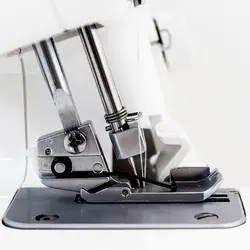 چرخ خیاطی سردوز ژانومه مدل ۶۴۴D