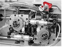 چرخ خیاطی بطر قطع کن دار هایلید مدل GC24688