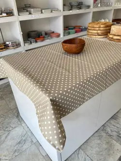 رومیزی داک نسکافه ای خالخالی