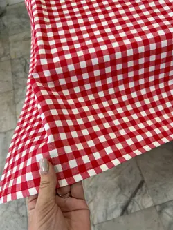 رومیزی داک- چهارخانه قرمز ریز