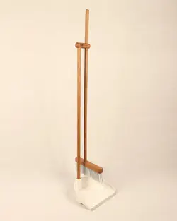 جارو خاک انداز چوبی دسته بلند KWI