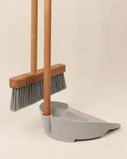 جارو خاک انداز چوبی دسته بلند KWI