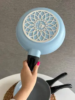 ماهیتابه عروس مدل کلاسیک خطی سایز 24