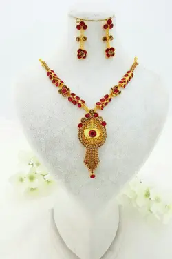 نیم ست هندی