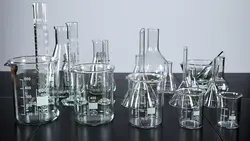 شیشه آلات آزمایشگاهی