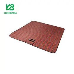 زیرانداز چهارخونه سفری 150*180 سانتی متر