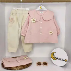 کت صورتی دخترانه و شلوار مام فیت کتان کرم