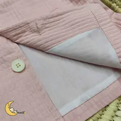 کت صورتی دخترانه و شلوار مام فیت کتان کرم