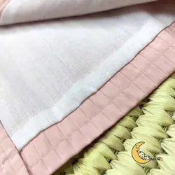 کت صورتی دخترانه و شلوار مام فیت کتان کرم