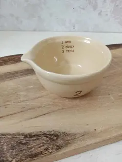 پیمانه درجه دار سرامیکی