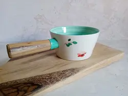 ماهیتابه دسته دار چوبی